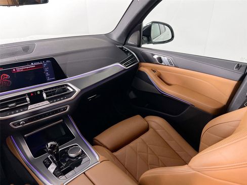 Used 2023 BMW X5 xDrive40i w/ Premium Package image 21