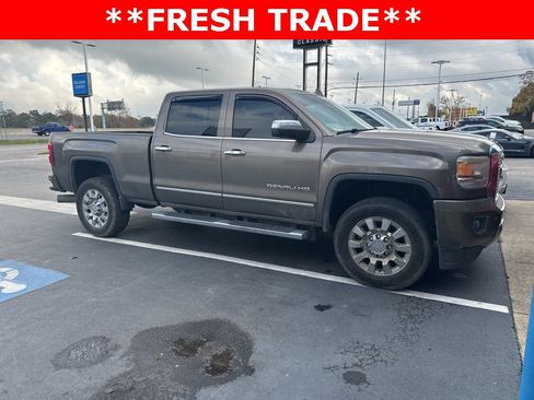 Used 2015 GMC Sierra 2500 Denali w/ Duramax Plus Package image 1