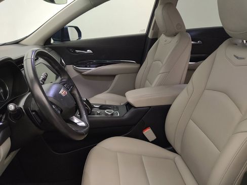 Used 2019 Cadillac XT4 Luxury FWD image 17
