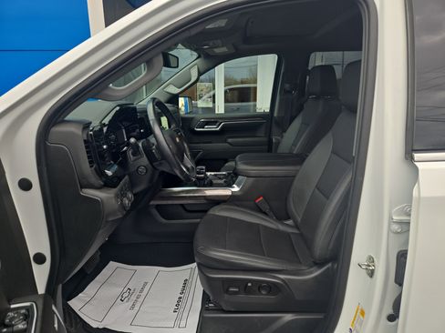 Used 2023 Chevrolet Silverado 1500 LTZ w/ LTZ Convenience Package II image 12