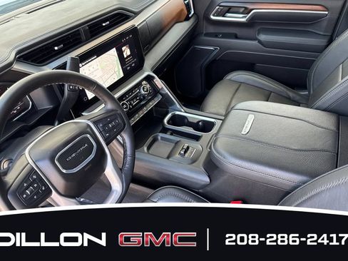 Used 2025 GMC Sierra 2500 Denali w/ Max Trailering Package AWD/4WD image 10
