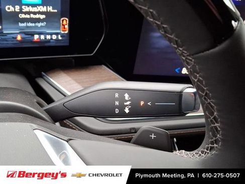 New 2026 Chevrolet Suburban High Country AWD/4WD image 9