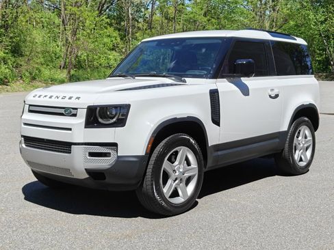 Used 2023 Land Rover Defender 90 SE AWD/4WD image 8