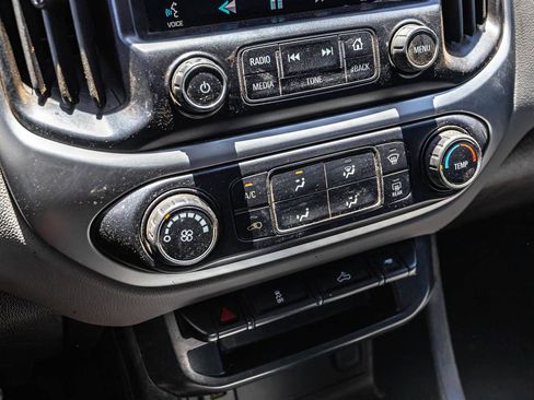 Used 2015 Chevrolet Colorado LT w/ LT Convenience Package RWD image 16