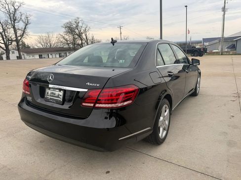 Used 2014 Mercedes-Benz E 350 4MATIC Sedan image 9