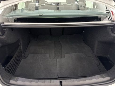 Used 2025 BMW 330i xDrive 330i xDrive w/ Premium Package image 44