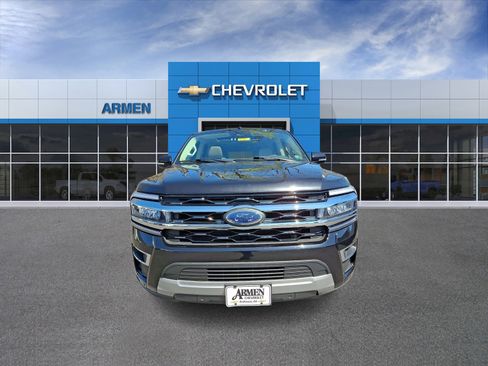 Used 2024 Ford Expedition Max Limited image 3
