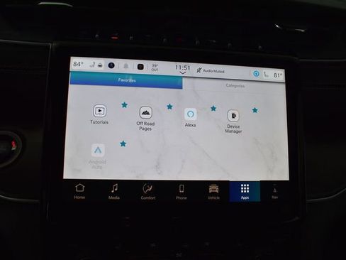 New 2025 Jeep Grand Cherokee Limited image 24