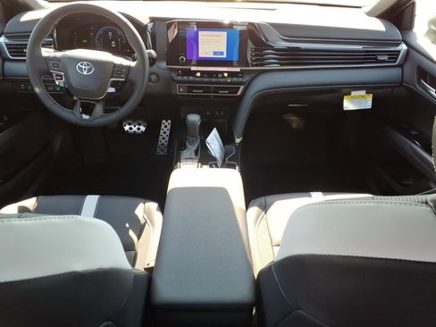 New 2026 Toyota Camry SE FWD image 7