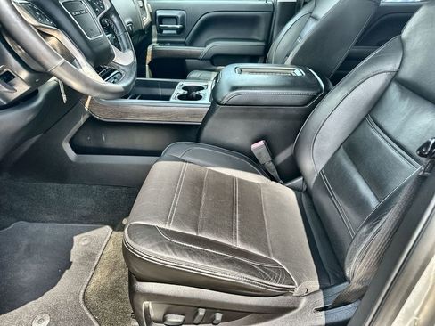 Used 2018 GMC Sierra 2500 Denali w/ Duramax Plus Package AWD/4WD image 24