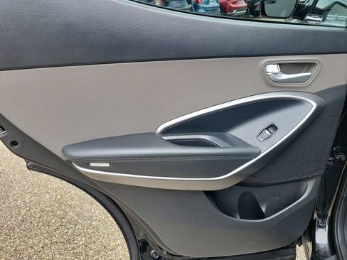 Used 2018 Hyundai Santa Fe Sport w/ 2.4L Value Package 02 FWD image 15
