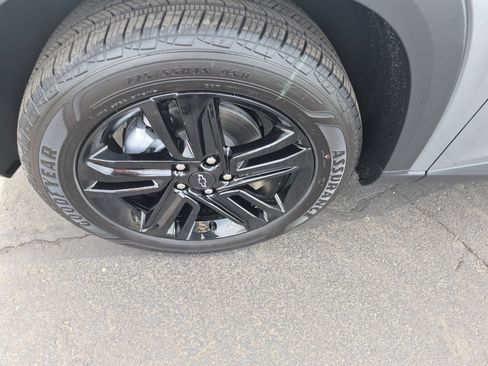 New 2026 Chevrolet Trax ACTIV FWD image 9