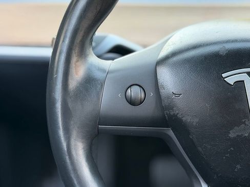 Used 2018 Tesla Model 3 Long Range image 43