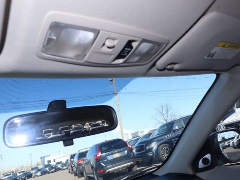 Used 2008 Mitsubishi Outlander SE FWD image 62