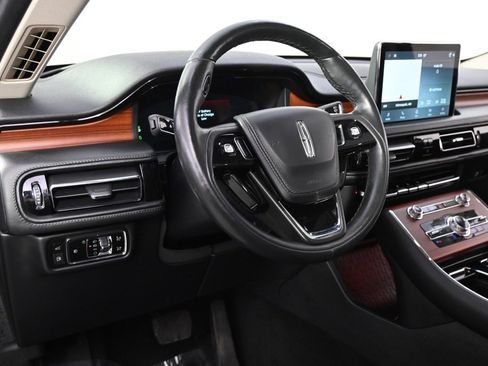 Used 2023 Lincoln Aviator Grand Touring w/ Equipment Group 301A image 11