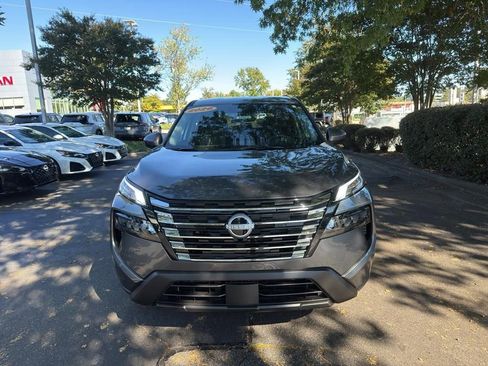 New 2026 Nissan Rogue SV image 2