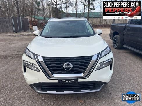 Used 2023 Nissan Rogue SL w/ SL Premium Package image 8