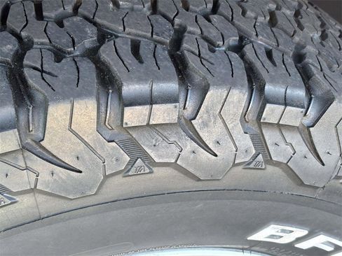 Certified 2019 Jeep Wrangler Sport S image 8