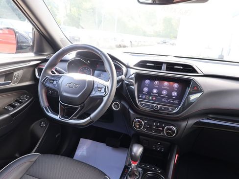 Used 2023 Chevrolet TrailBlazer RS w/ Sun and Liftgate Package AWD/4WD image 27