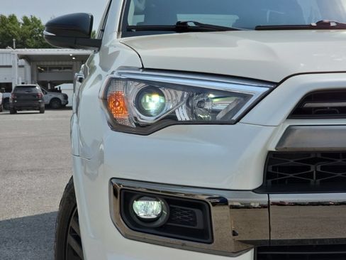Used 2021 Toyota 4Runner Nightshade AWD/4WD image 9