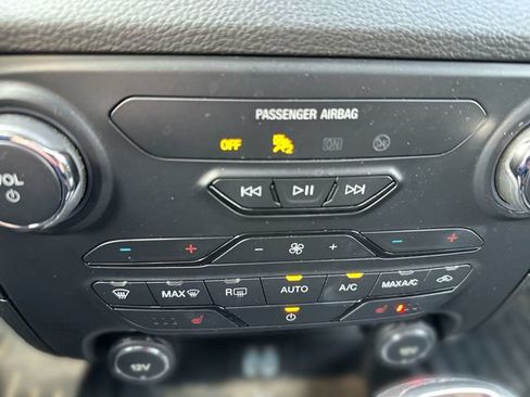 Used 2020 Ford Ranger XLT w/ Equipment Group 302A Luxury AWD/4WD image 20