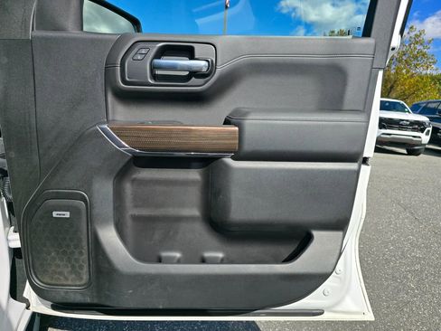 Used 2020 Chevrolet Silverado 1500 RST w/ All-Star Edition image 46