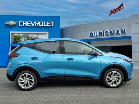 New 2027 Chevrolet Bolt LT w/ Comfort Package image 2