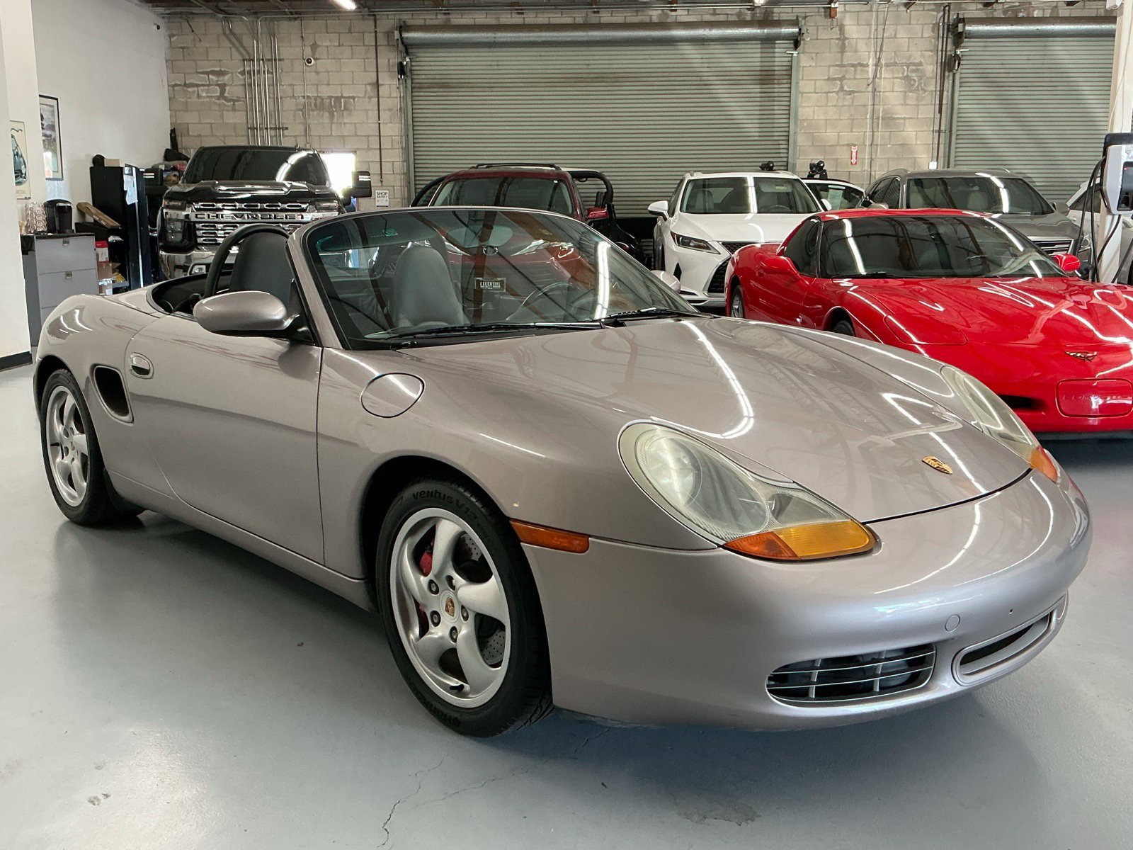 Used 2002 Porsche Boxster S RWD image 36
