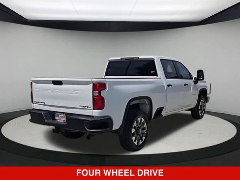 Used 2024 Chevrolet Silverado 2500 Custom w/ Custom Value Package AWD/4WD image 7