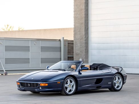 Used 1995 Ferrari F355 Spider RWD image 4
