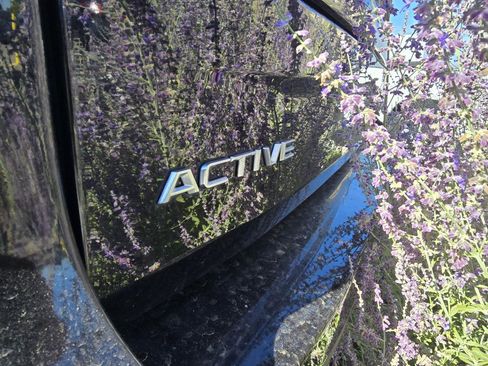 Used 2025 Ford Expedition Max Active AWD/4WD image 17