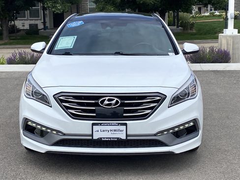 Used 2017 Hyundai Sonata Limited 2.0T FWD image 9