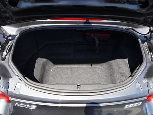 Used 2017 MAZDA MX-5 Miata Grand Touring RWD image 12