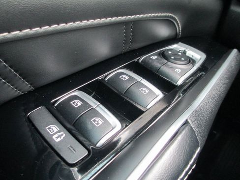 Used 2021 Kia Sorento SX image 26