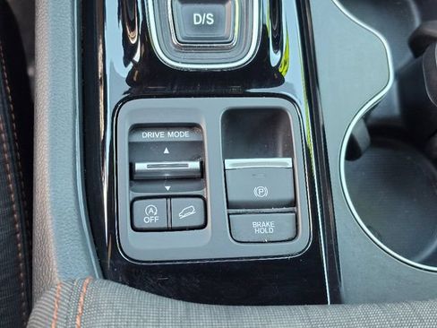 Used 2025 Honda Pilot Sport image 26