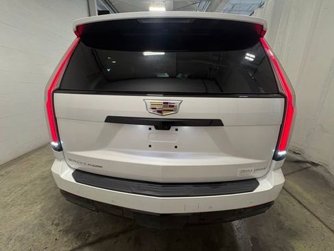 Used 2025 Cadillac Escalade Sport w/ Touring Package AWD/4WD image 5