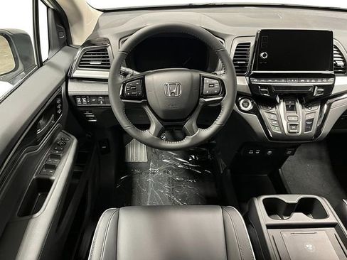 New 2026 Honda Odyssey Touring image 26