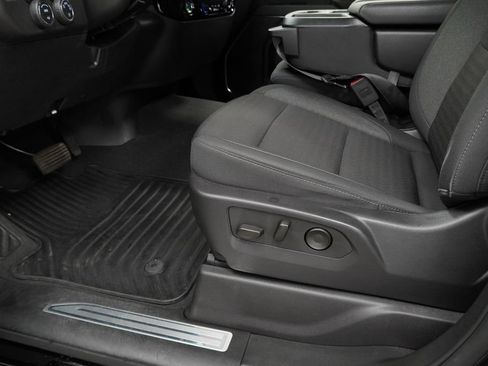 Used 2024 Chevrolet Silverado 1500 LT AWD/4WD image 24