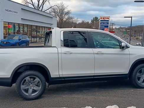 Used 2023 Honda Ridgeline RTL image 6
