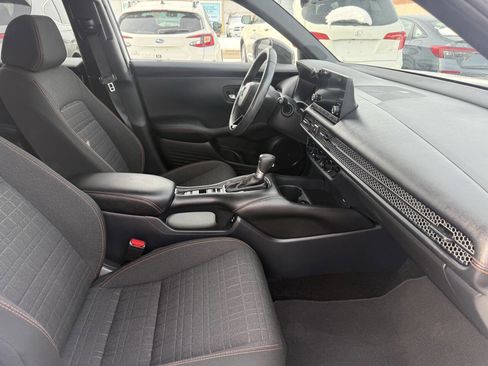 Used 2025 Honda HR-V Sport image 26