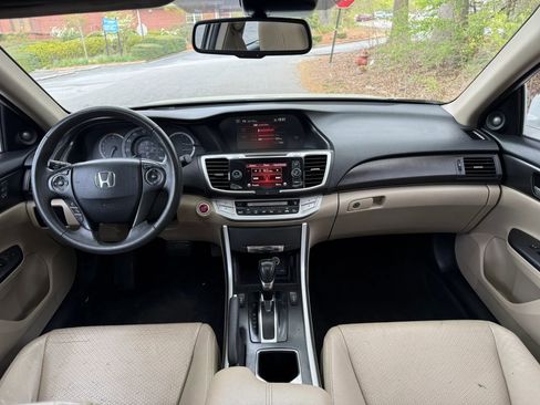 Used 2015 Honda Accord EX-L image 4
