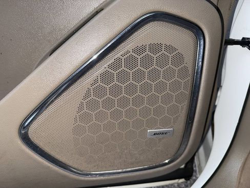 Used 2016 GMC Yukon XL SLT w/ Open Road Package image 25