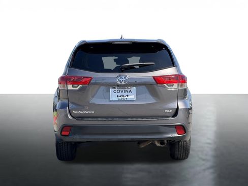 Used 2018 Toyota Highlander FWD V6 image 7