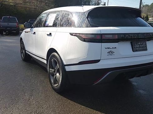 Used 2022 Land Rover Range Rover Velar R-Dynamic S image 6