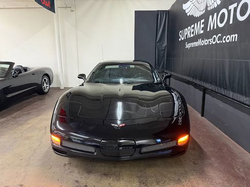 Used 2002 Chevrolet Corvette Z06 w/ Memory Pkg image 3