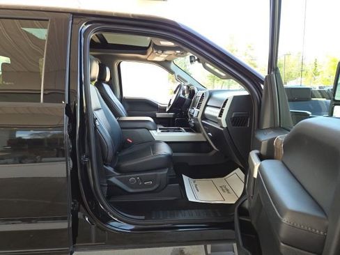 Used 2019 Ford F250 Lariat w/ Lariat Ultimate Package AWD/4WD image 62