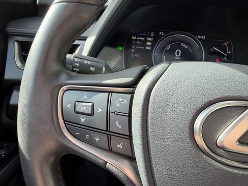 Used 2024 Lexus UX 250h FWD image 27