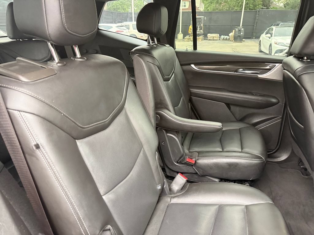 Used 2021 Cadillac XT6 Sport AWD/4WD image 22