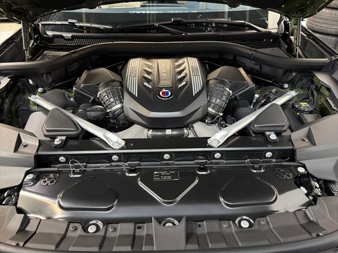 Used 2022 BMW ALPINA XB7 image 28