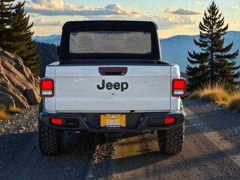 Used 2020 Jeep Gladiator Sport w/ Quick Order Package 24S image 5